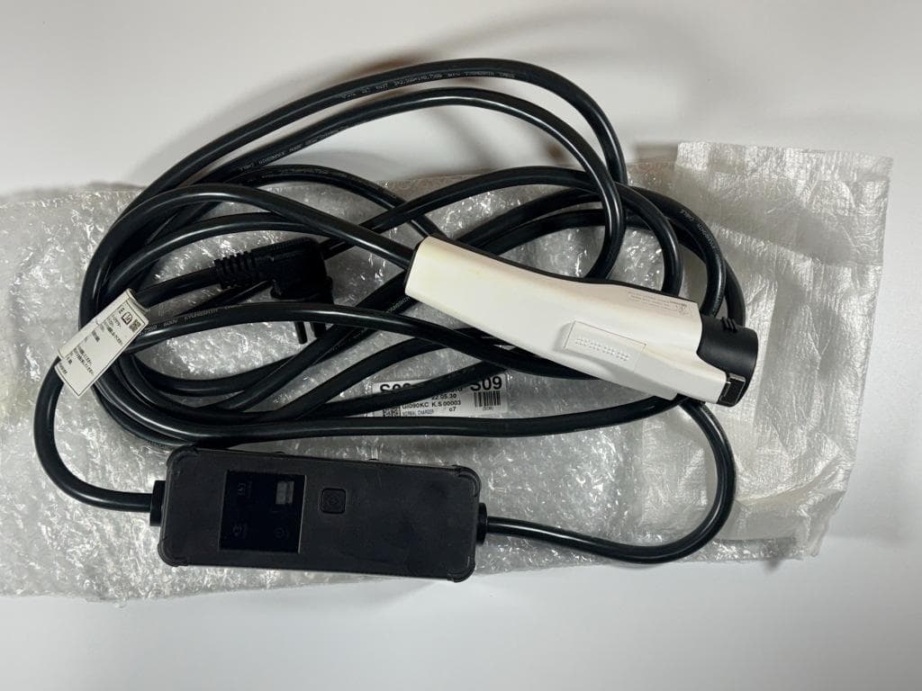 ⭐️EV車、PHEV車　充電ケーブル　１００V 用　未使用品⭐️