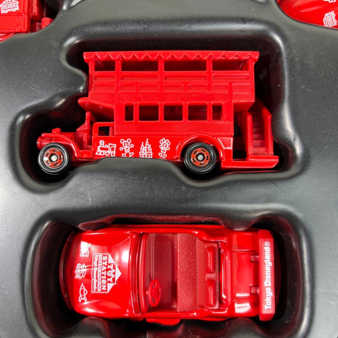 トミカディズニーTDR限定トイステーションオープン記念レッドカラーセット