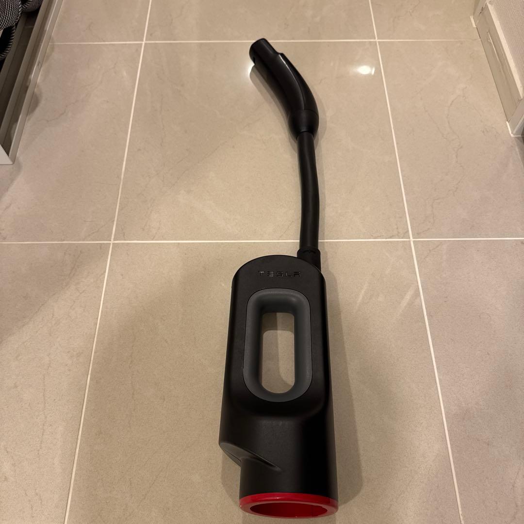 テスラ チャデモアダプター　TESLA CHAdeMO（箱無し）