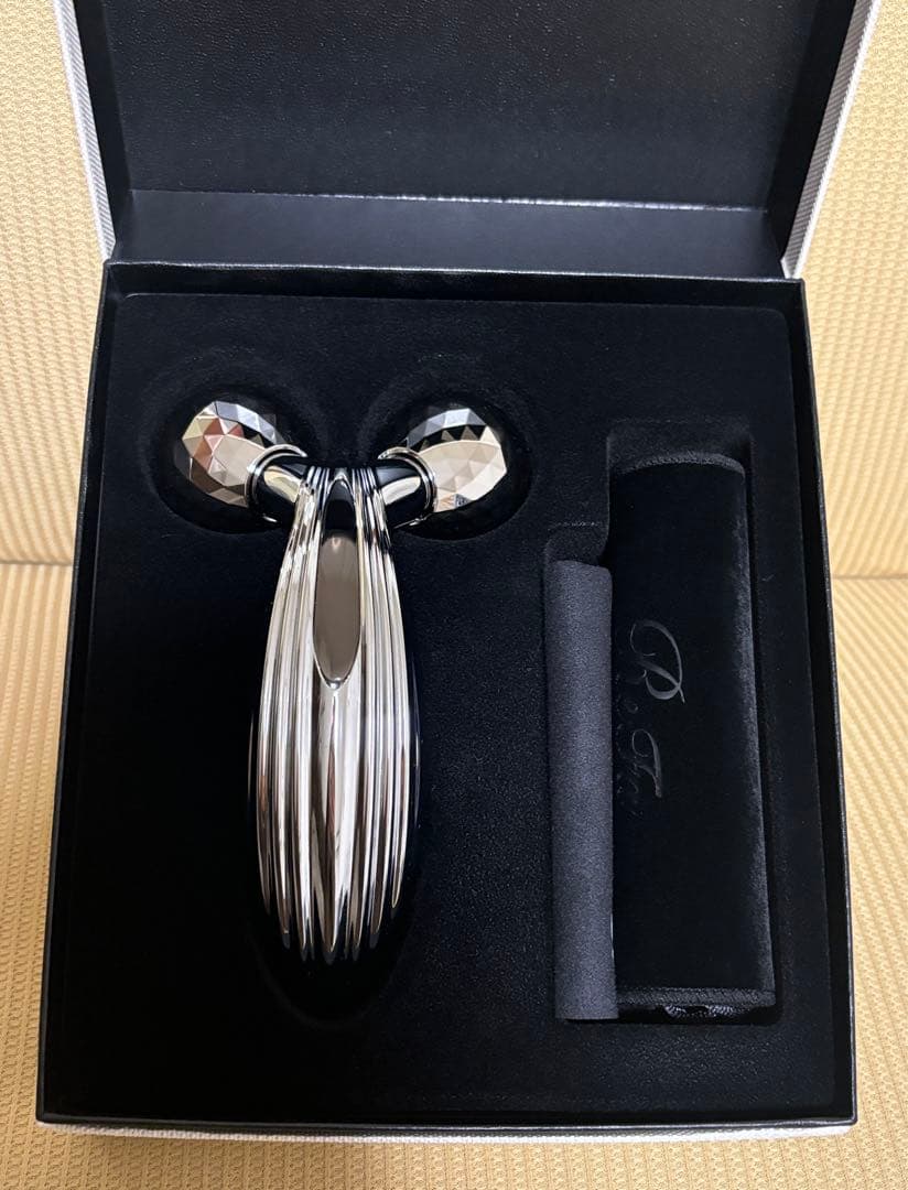 【新品未使用 外箱付き】ReFa カラットレイ