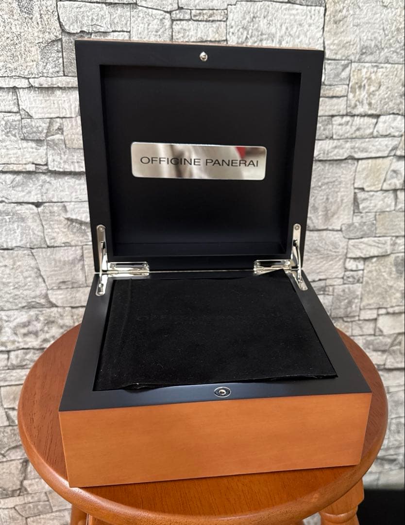 OFFICINE PANERAI 木製収納ボックス　パネライ　化粧箱(取説付き)
