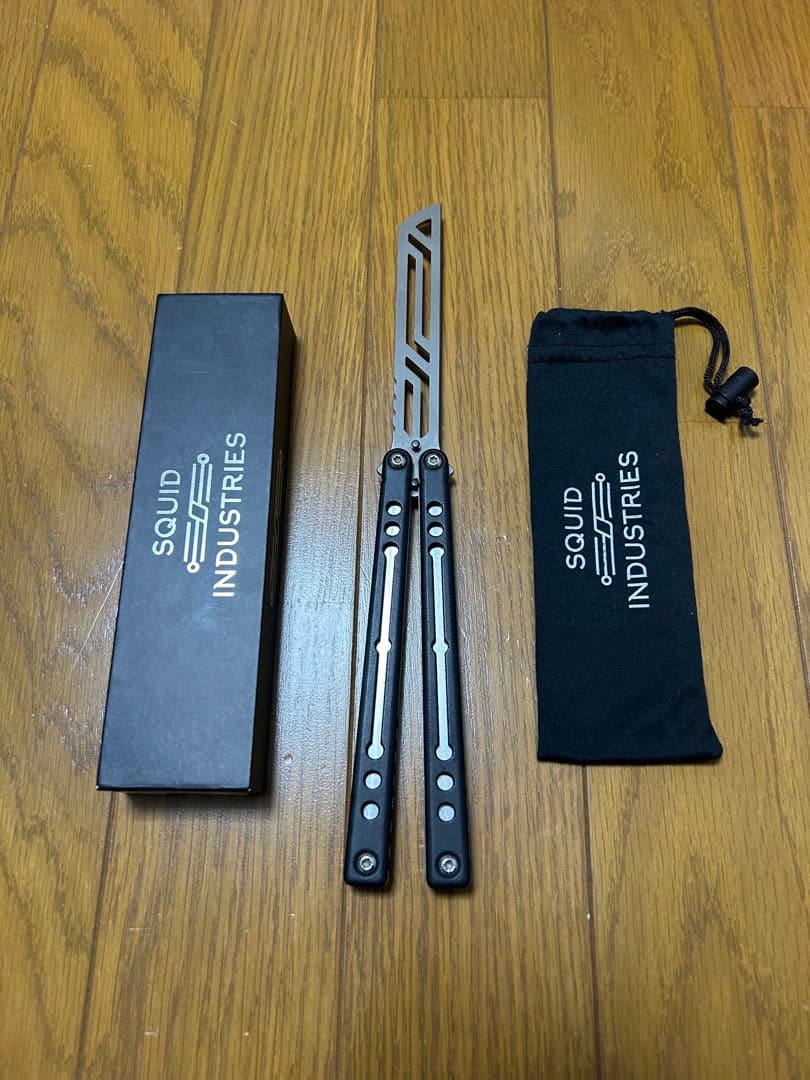 スポーツトイ・アクショントイ squid industries nautilus V2 silver