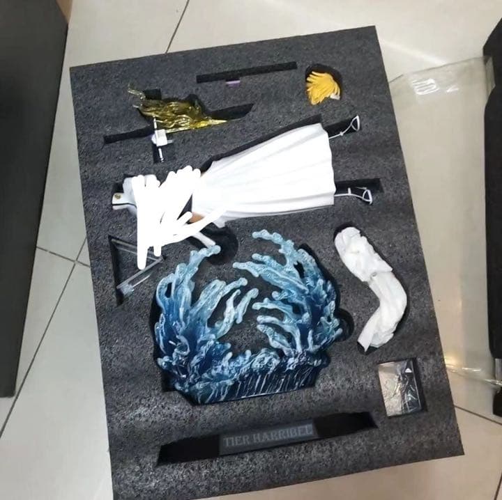 BLEACH 黒衣少年図 ティア ハリベル ガレージキット ガレキ スタチュー