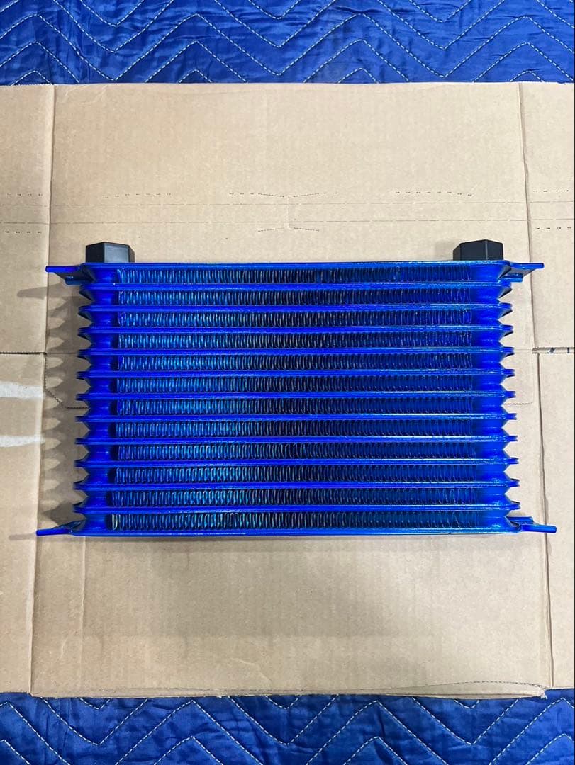 トラスト オイルクーラー 新品未使用