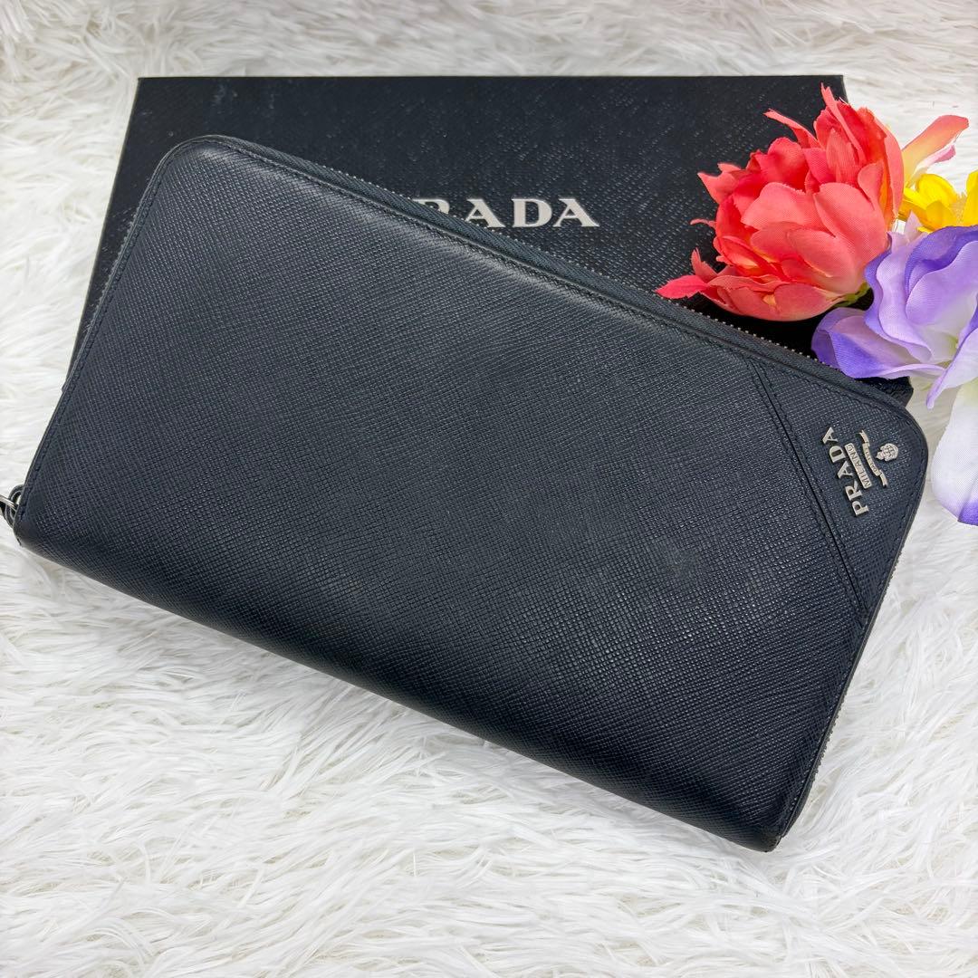 美品✨プラダ 長財布 オーガナイザー サフィアーノ レザー メタルロゴ 紺