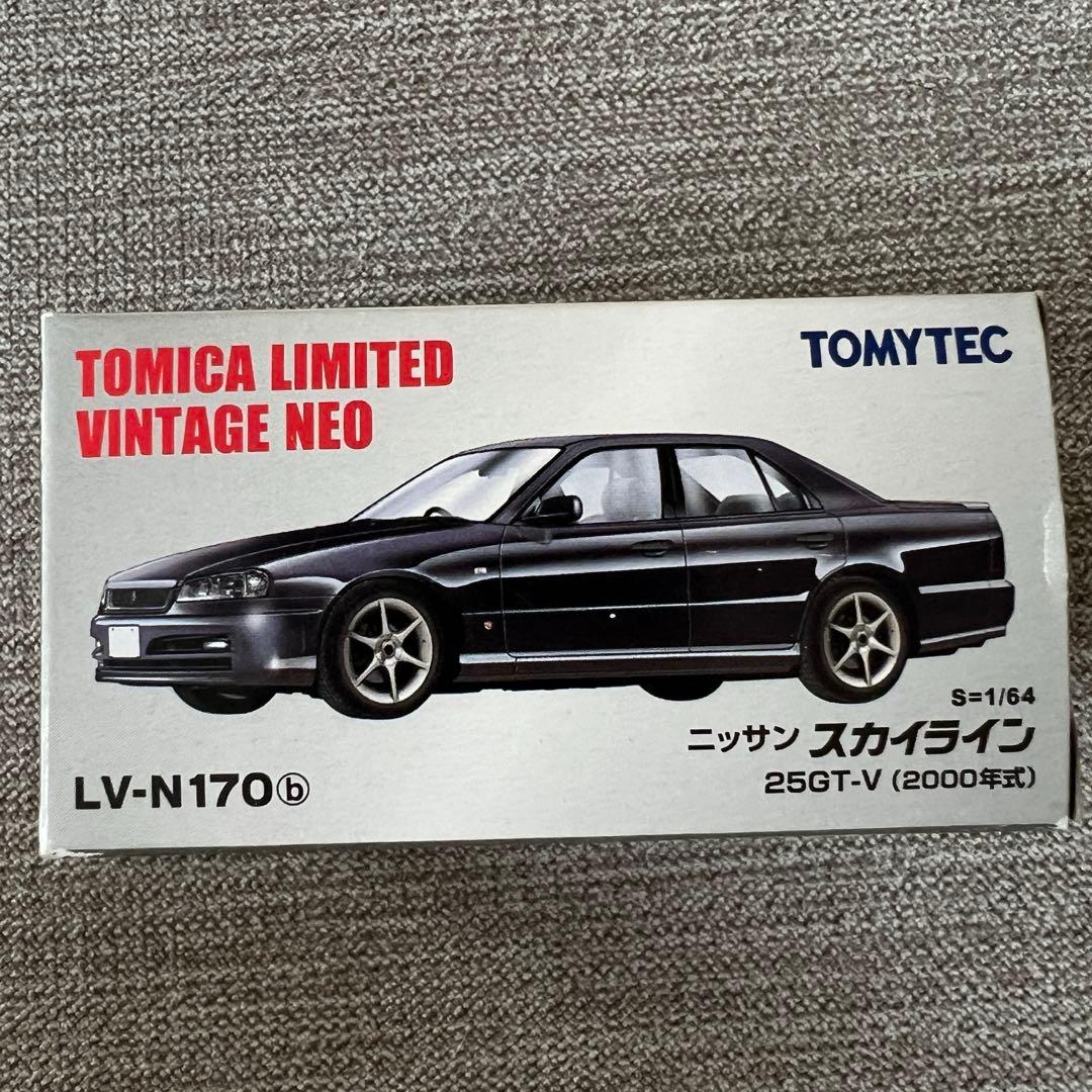 トミカリミテッドヴィンテージネオ ニッサン スカイライン R34 黒