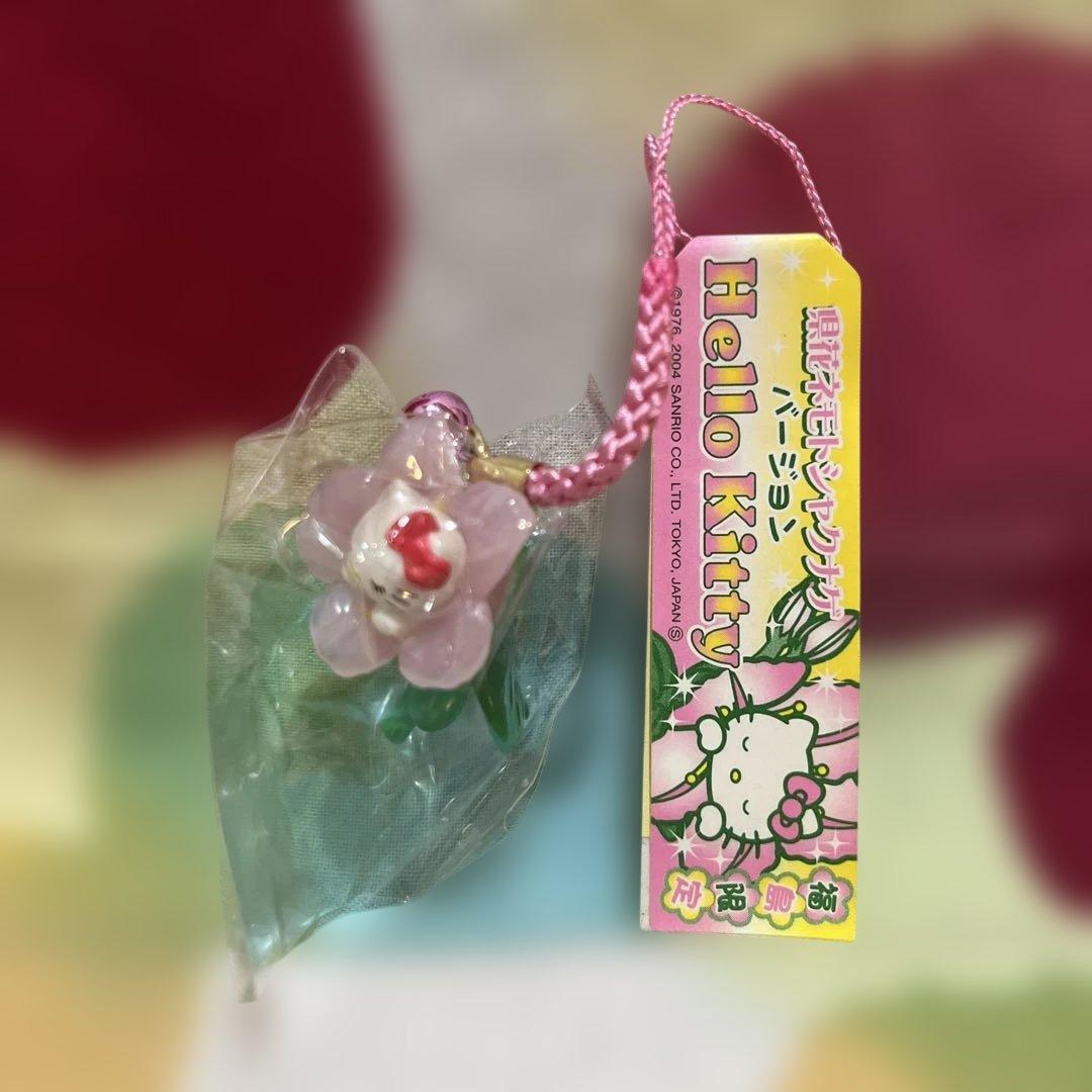 可愛い♡ハローキティ福島限定！県花ネモトシャクナゲバージョン