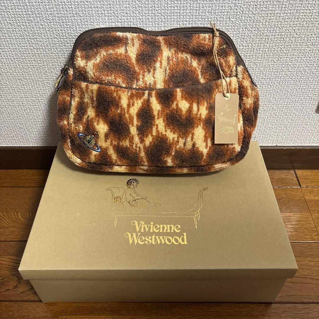 vivienne westwood レオパードパイルポーチ