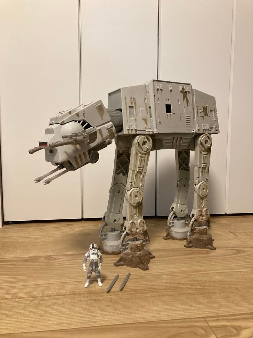 スターウォーズ　AT-AT　トイザらス限定　3.75 フィギュア