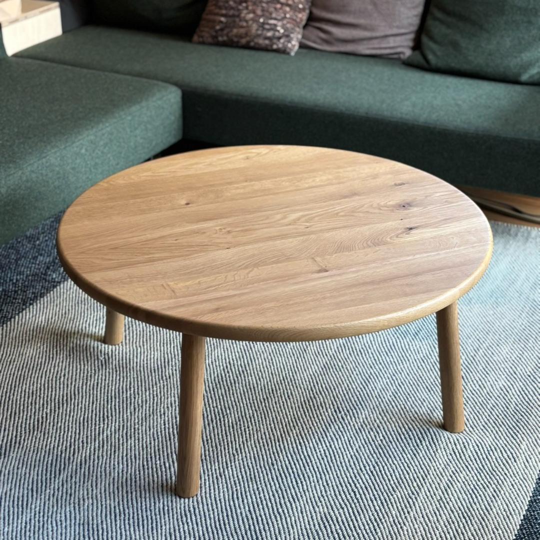 【極美品】HIDA 飛騨産業 飛騨家具 リビングテーブル 風のうた 85cm