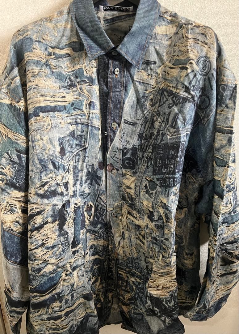 Acne Studios アートプリント デニムシャツ　46 Acne Studios - リペアデニムシャツ - ライトブルー