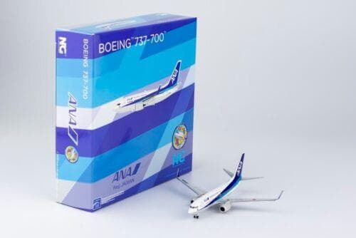 1/400 ANA B737-700 JA06AN 退役ロゴ 赤字処分 着払