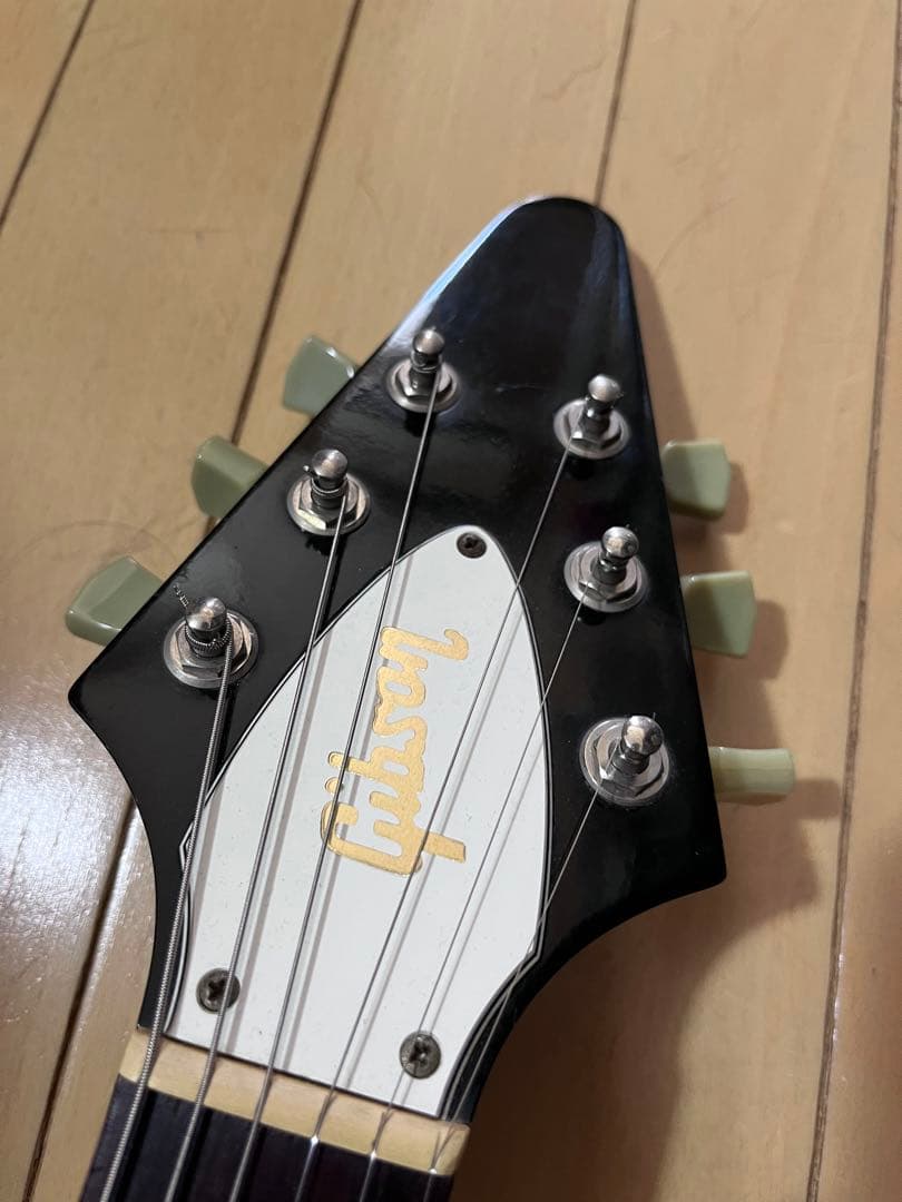Gibson Flying V 1995年製☆フライングV（カーク・ハメット風） - メルカリ