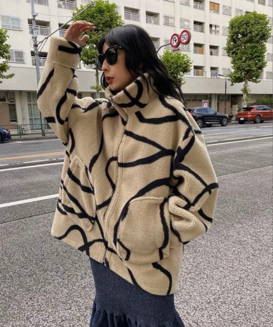 ジャケット・アウター AMERI 2WAY REVERSIBLE BOA JACKET