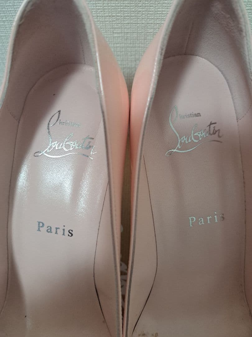 ルブタン KATE 8.5cm パテント ピンク 美品