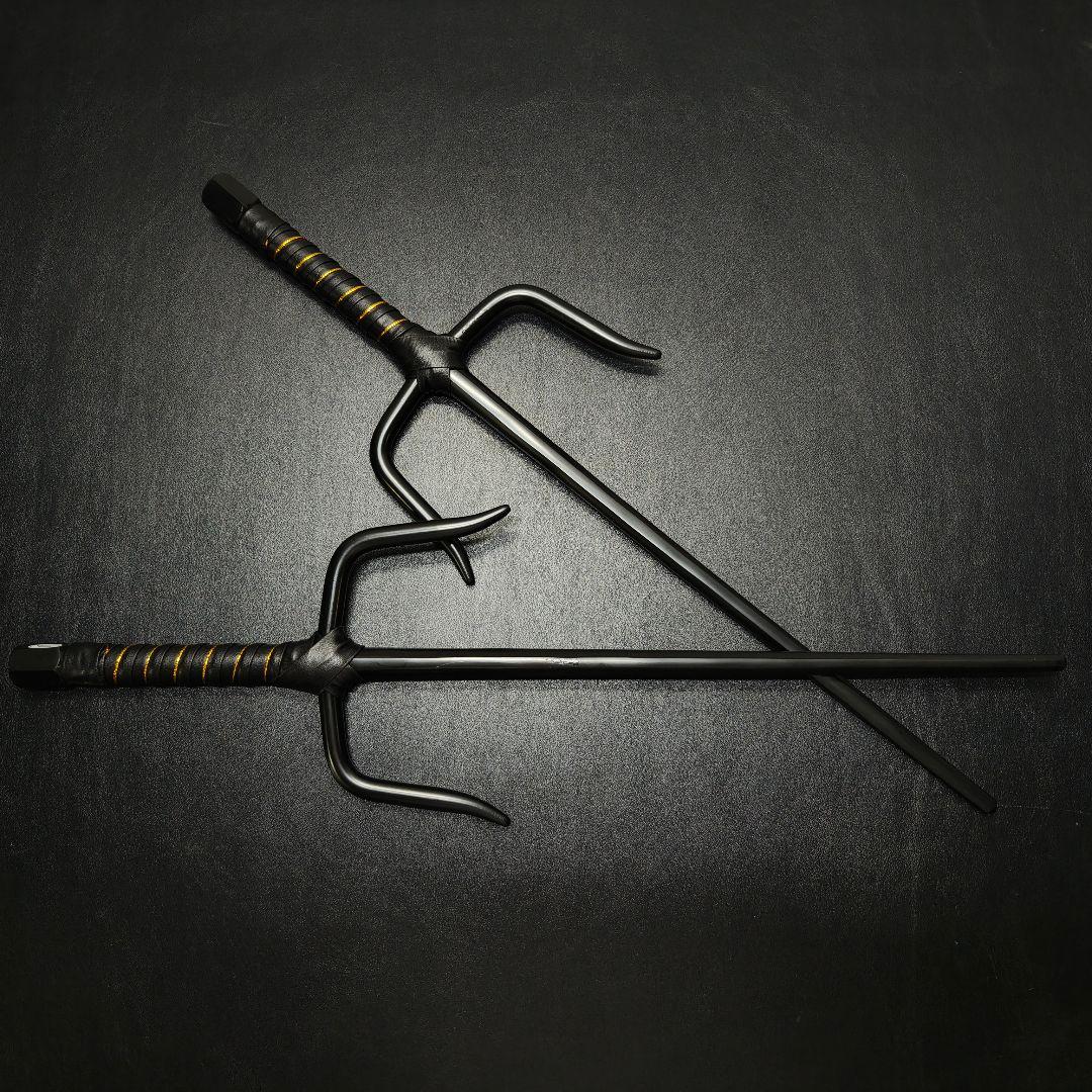 み*屋様 武具　十手　48CM　2本セット　黒メッキ　釵　琉球古武術　鉄製　古武 み*屋様 武具 十手 48CM 2本セット 黒メッキ 釵 琉球古武術 鉄製 古武