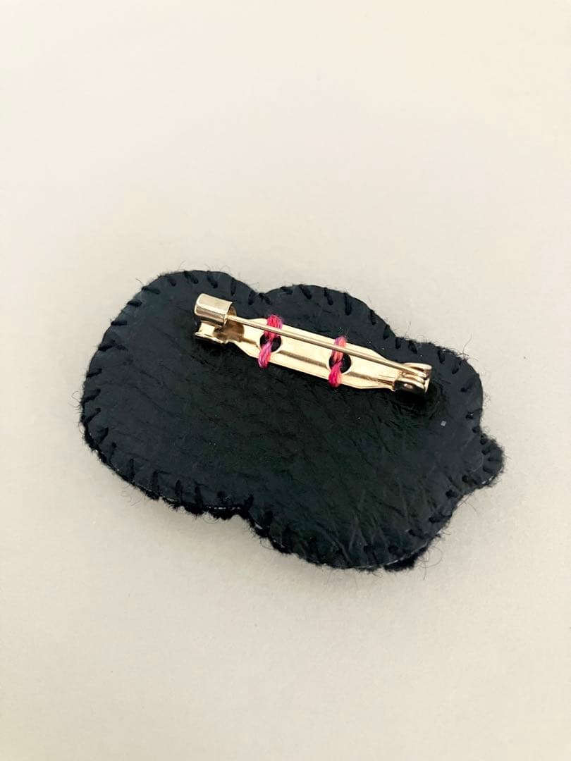 LEASTEIN 「SKATEBOARDER」・ SMILE ブローチセット - メルカリ