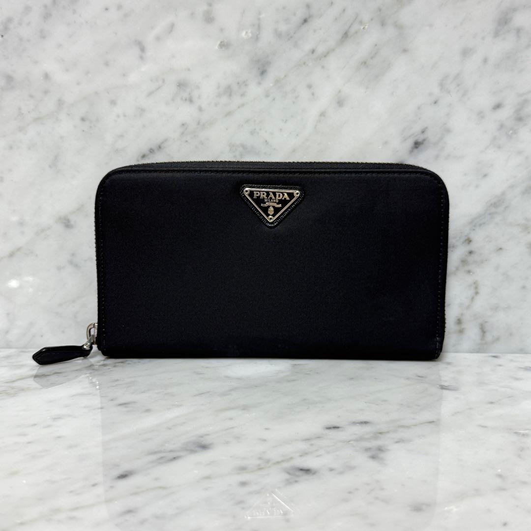 PRADA プラダ ラウンドファスナー 長財布 ブラック 黒 ナイロン ロゴ