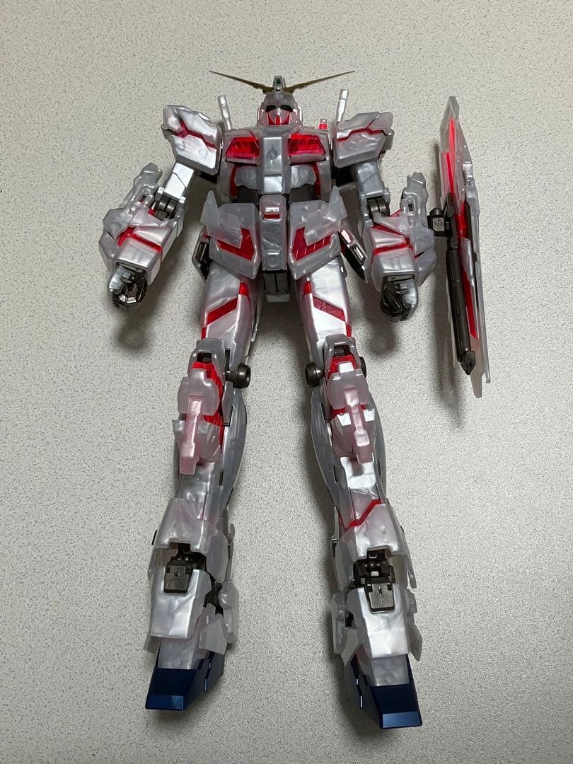 完成品】MG ユニコーンガンダム メタリックグロスインジェクション