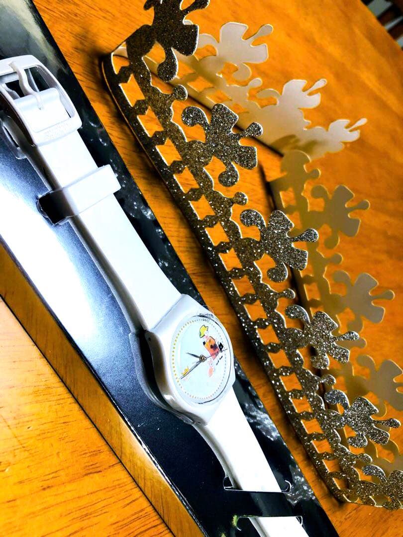 スウォッチ【 エリザベス女王とコーギー 】 時計 - メルカリ