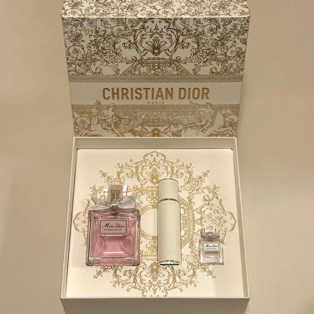 DIORミスディオールブルーミングブーケコフレ