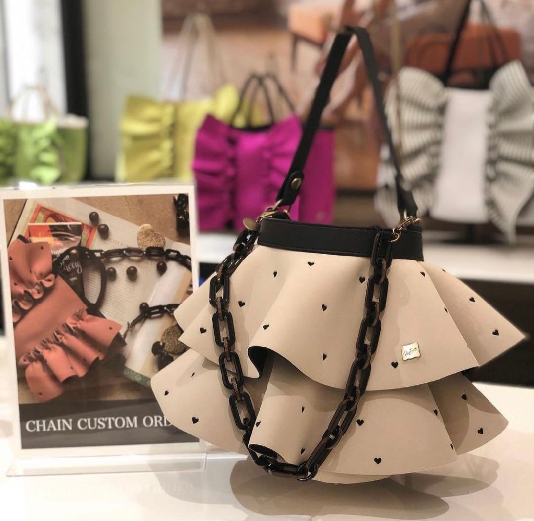 阪急　オンライン限定　ラプチャー　ネイプル　ハートエンブロイダリー　モカベージュ