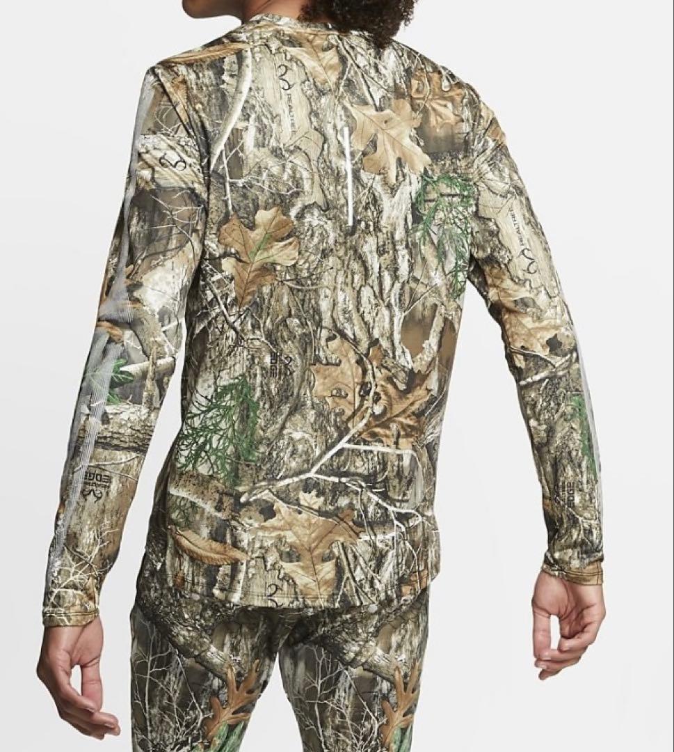 セットアップ】ナイキ ランニング リアルツリー リフレクター ロンT