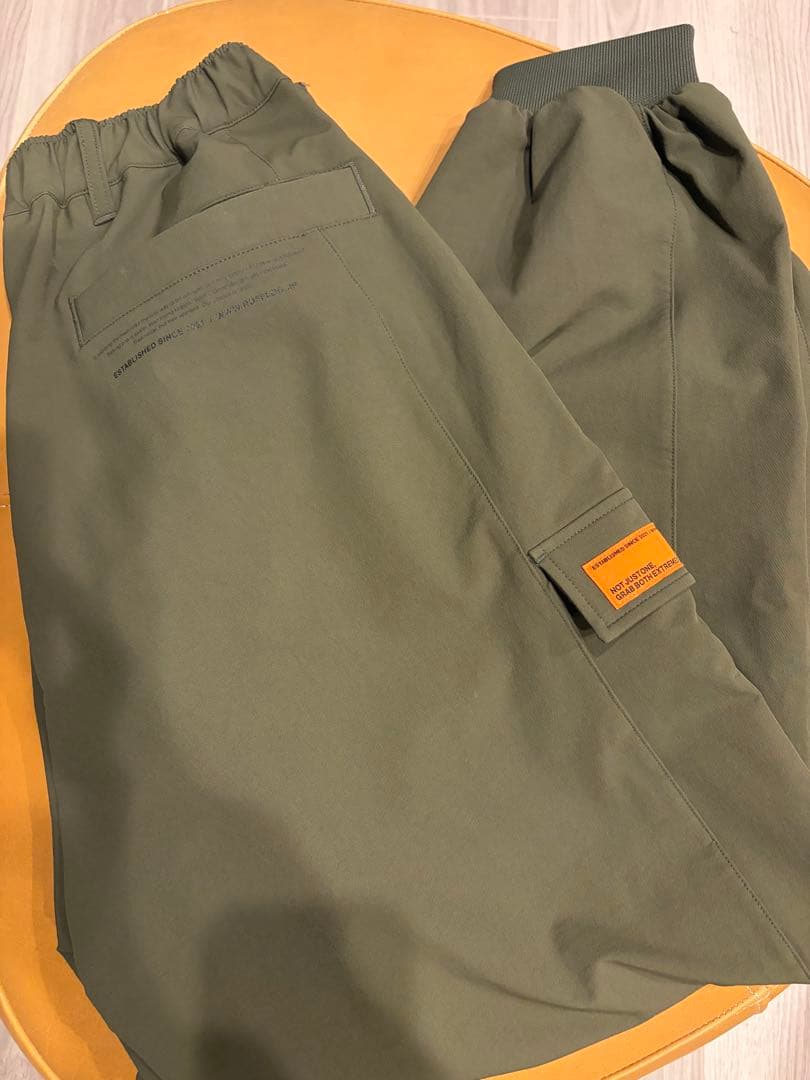 完売品】RUFFLOGラフロッグ☆ジョガーパンツ☆カーゴパンツ☆カーキ