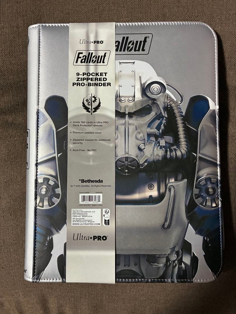 MTG Fallout ウルトラプロ バインダー