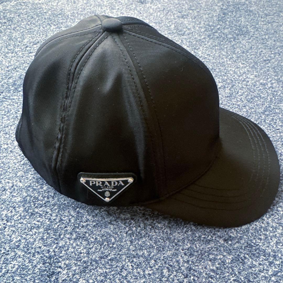 PRADA キャップ