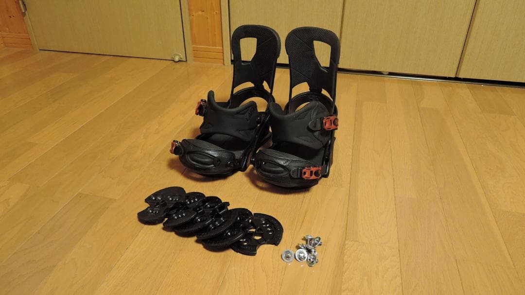 BURTON Cartel バートン カーテル ほぼ未使用 size:M