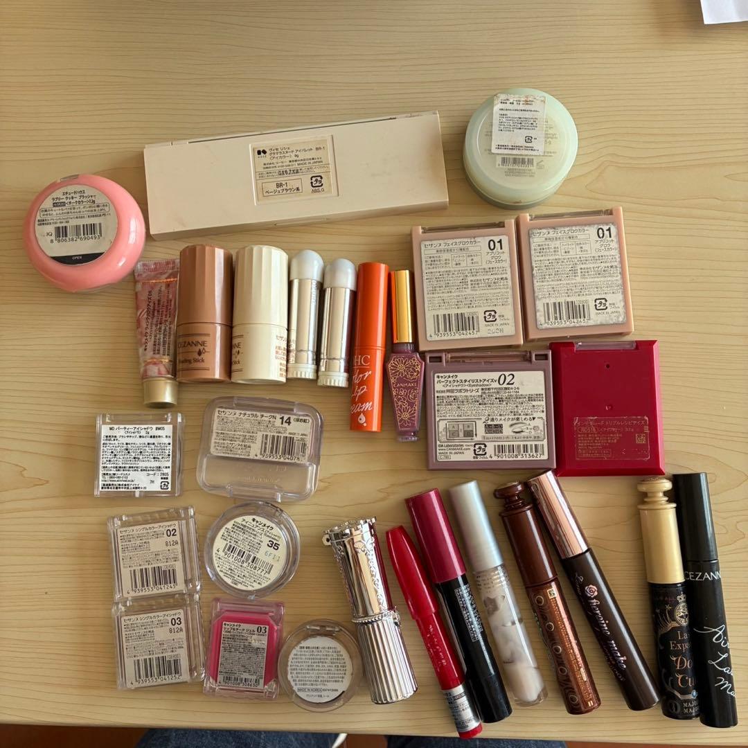 CEZANNE CANMAKE など コスメ まとめ売り - メルカリ