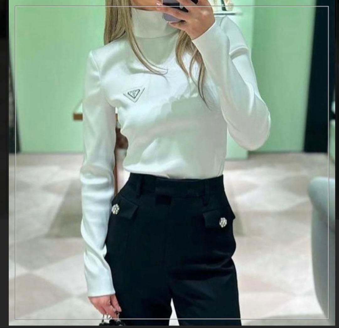 PRADA ハイネック ホワイト トップス シャツ 光沢 高級 S