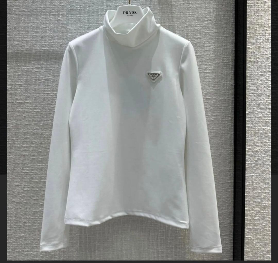 PRADA ハイネック ホワイト トップス シャツ 光沢 高級 S