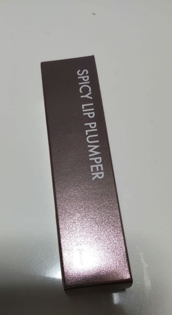 リレイ スパイシーリッププランパー LILAY 新品