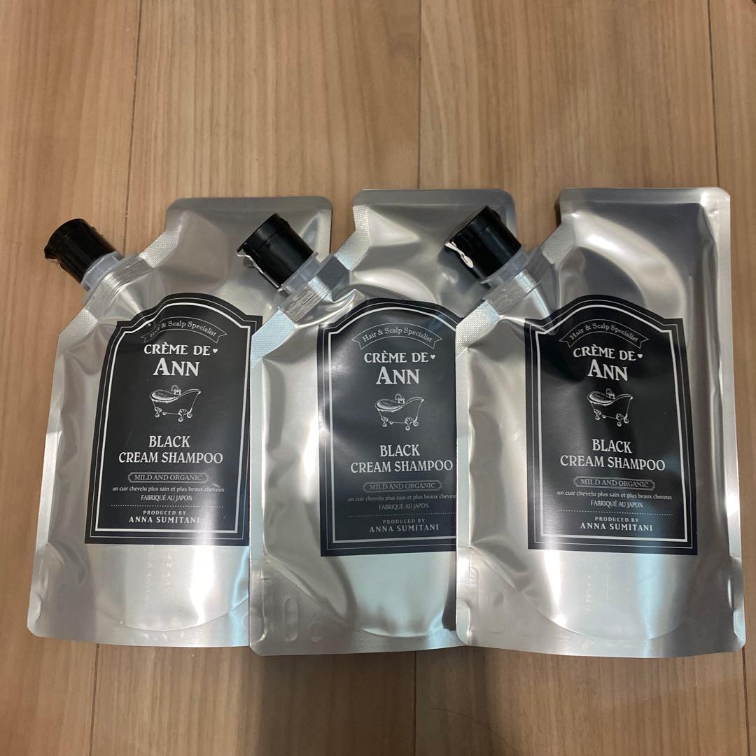 クレーム・ド・アン ブラッククリームシャンプー 300g 3個