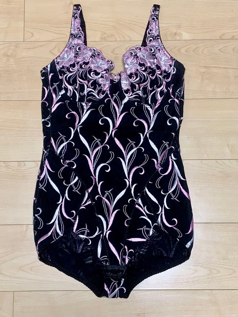 マルコ 補正下着 モンマリエ ボディスーツ C75L - メルカリ