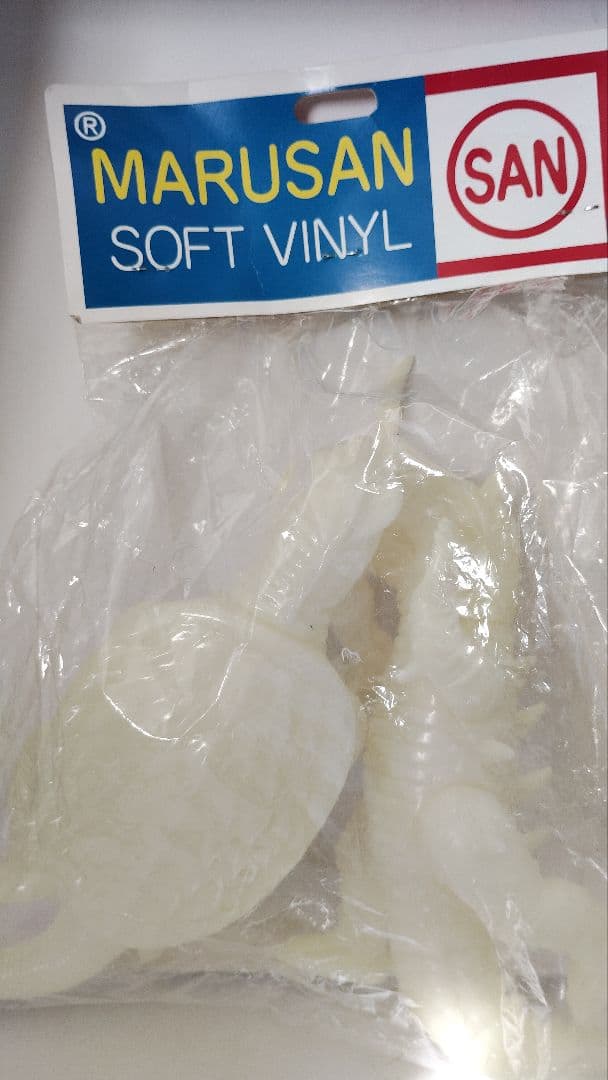 MARUSAN ガメラ バルゴン 2体セット 蓄光版 ソフビ フィギュア