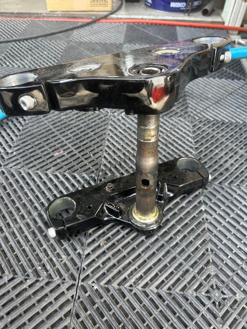 ドラッグスター400 トリプルツリー純正　中古品　ブラックカラー