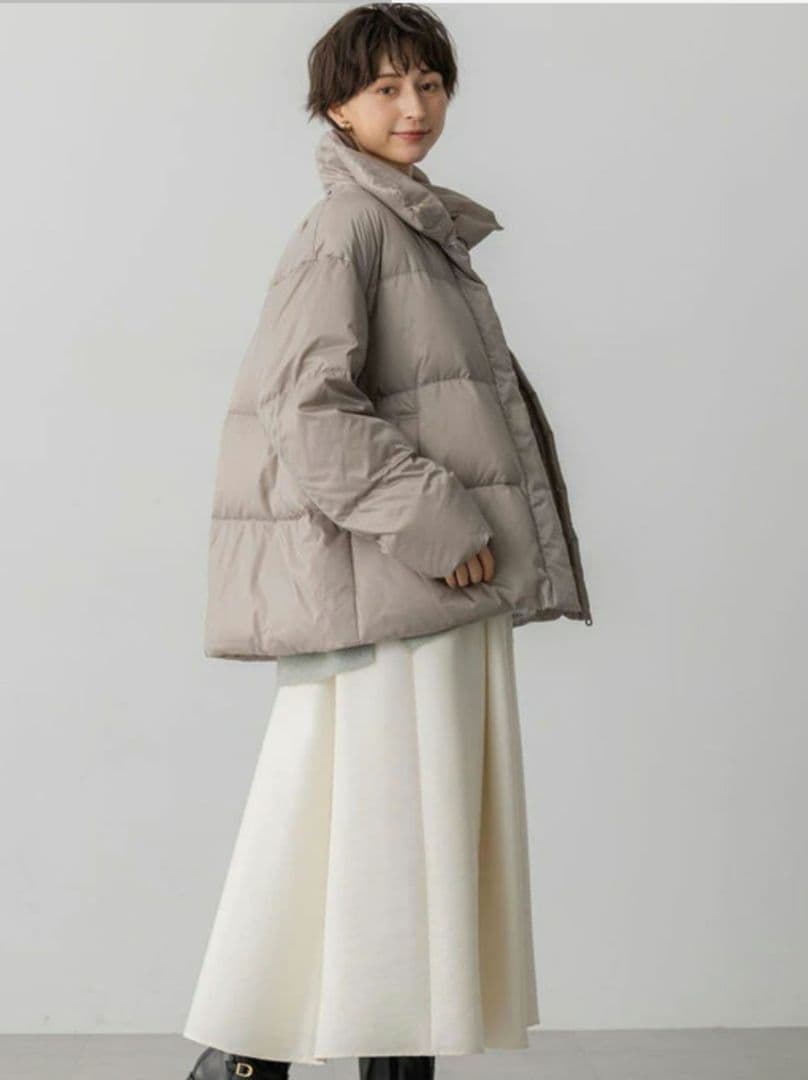 【Oggi掲載】シレータフタ ハイネック ショート ダウンコート　38