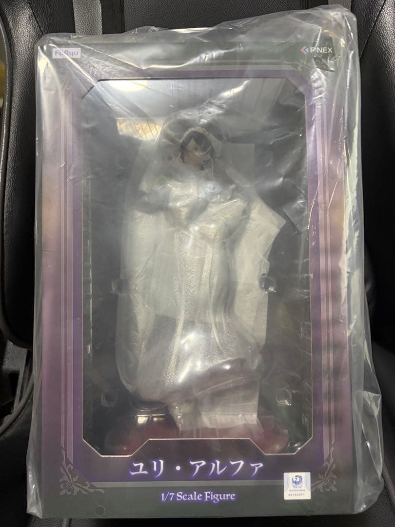 ユリ・アルファ 1/7スケールフィギュア