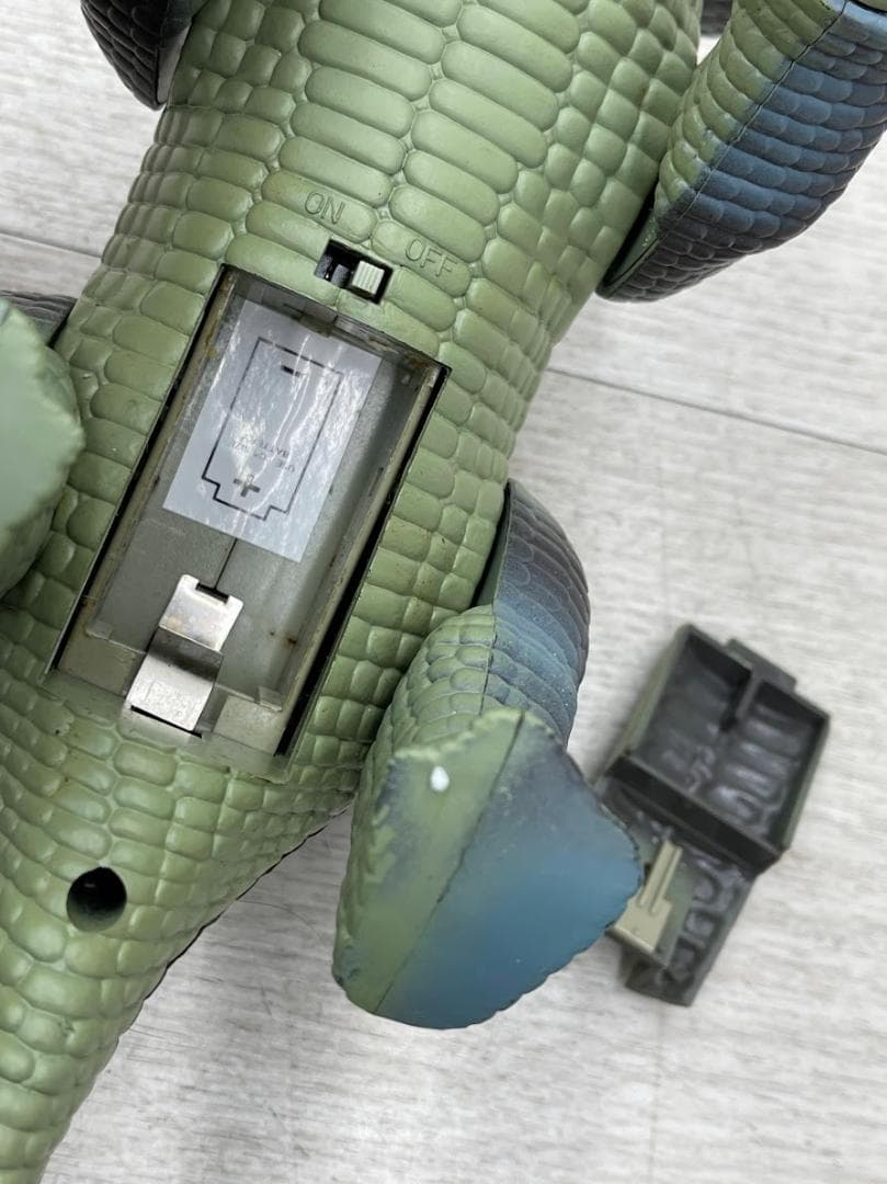 エポック社 武装恐竜ダイノス トリケラトプス リアルアクション 動作