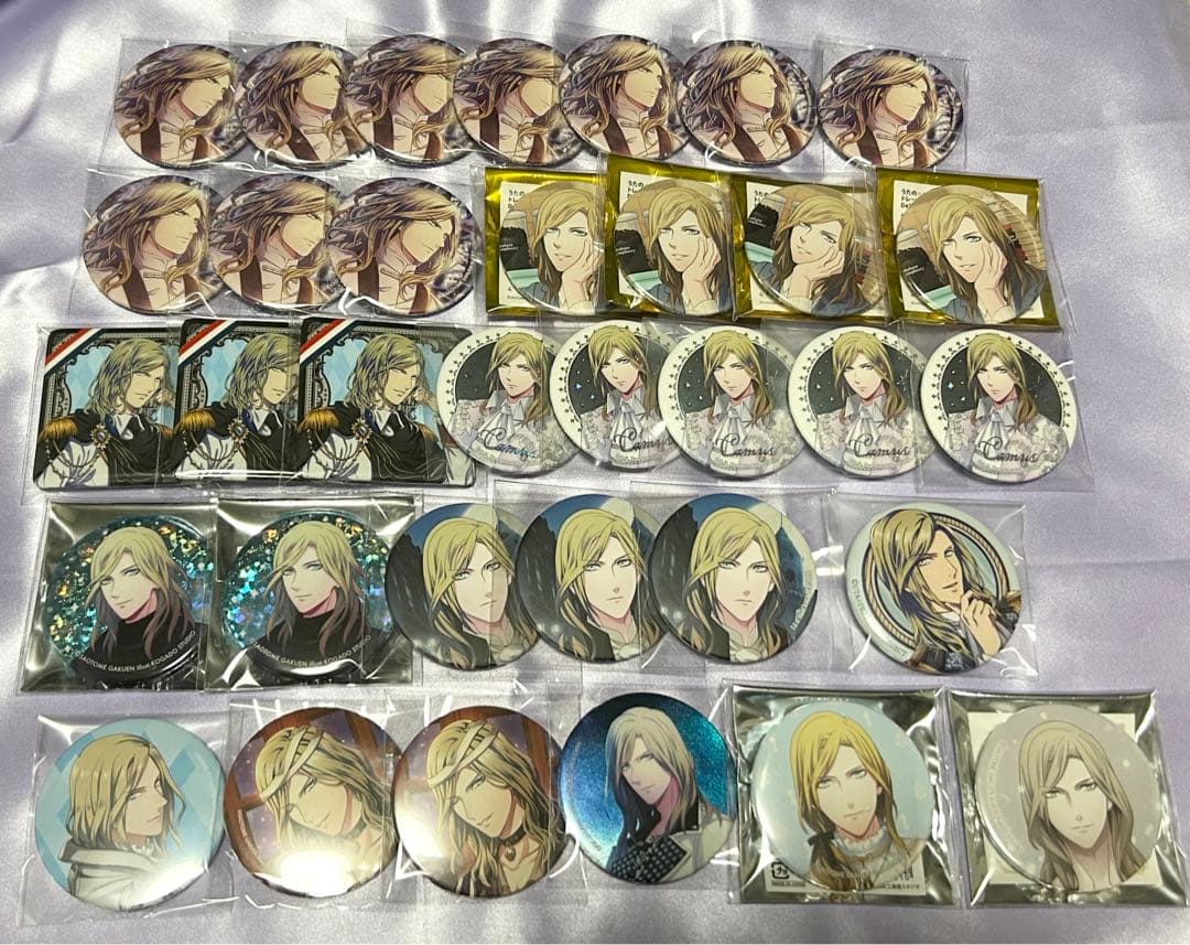 カミュ 缶バッジ