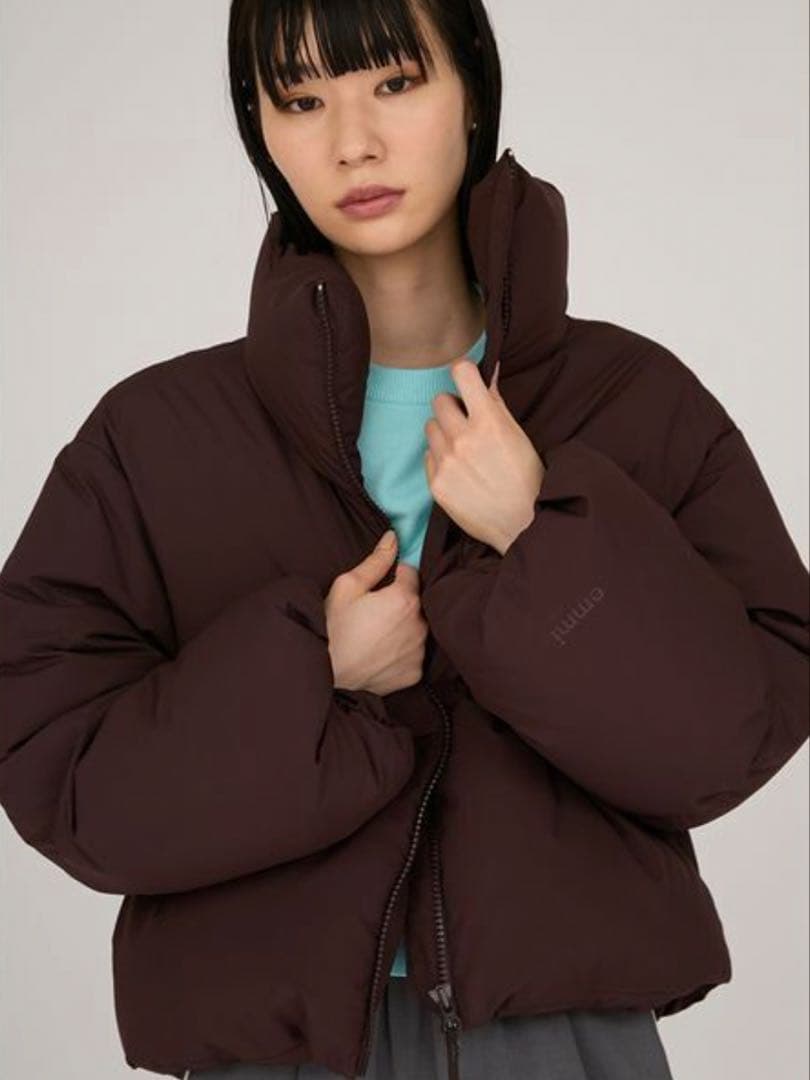 ★超美品★emmi エミ クロップドフォルムダウンコート　ブラウン 完売品