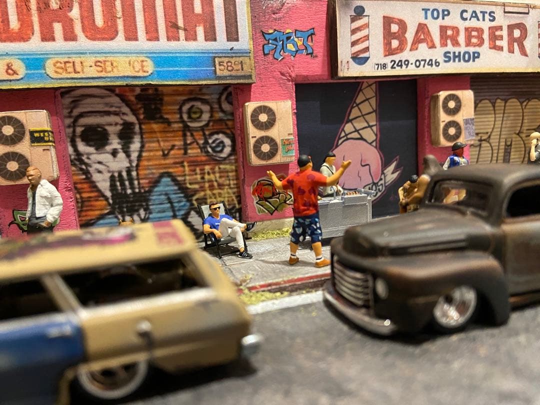 ジオラマ 1/64 【P.G】 Amazon.co.jp: 1/64 ジオラマガレージ、ガレージ、モデルカー用