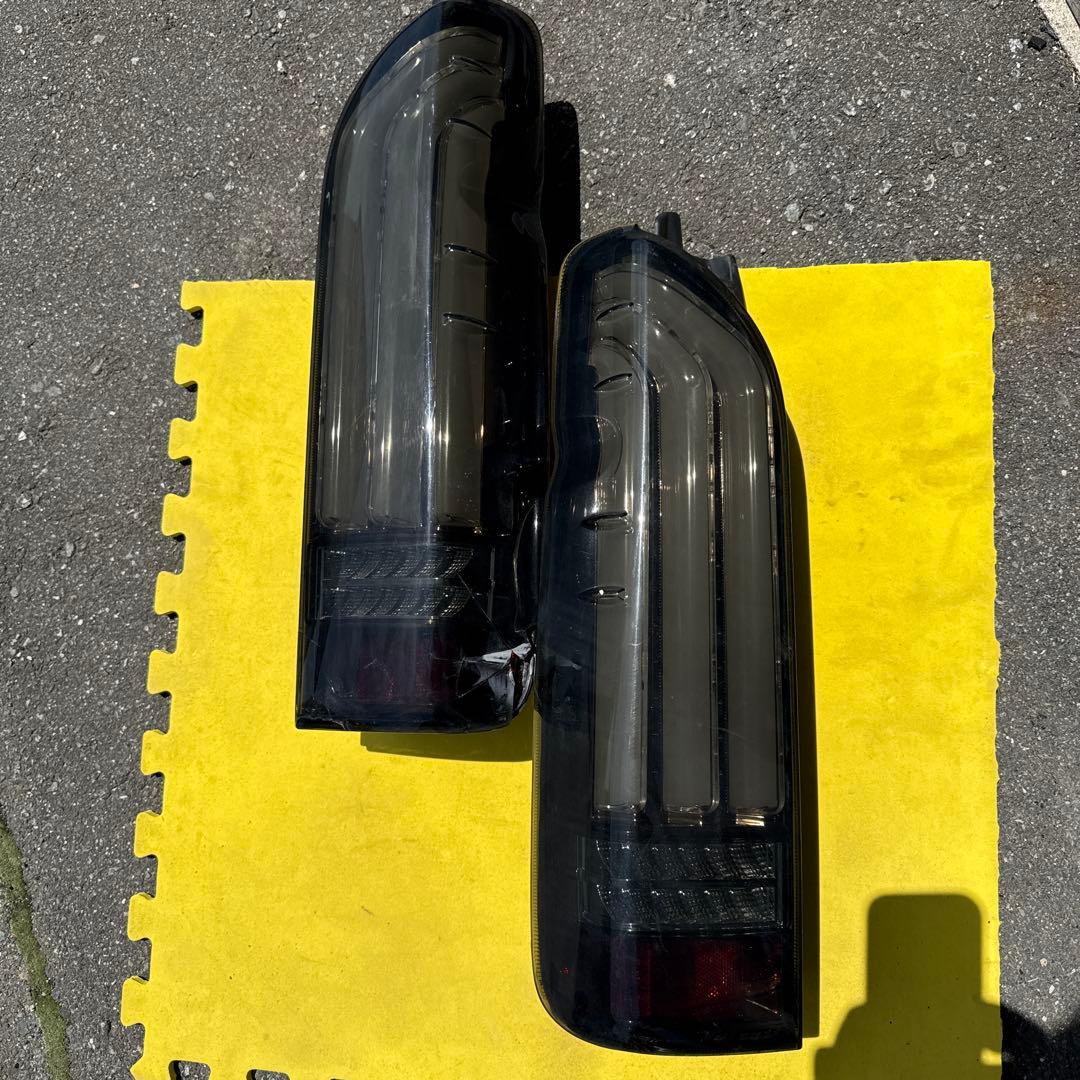 TOYOTA HIACE ULTRA Z LEDテールランプ ハイエース トヨタ 200系 ハイエース ジュエルLEDテールランプ ULTRA Ζ｜製品情報