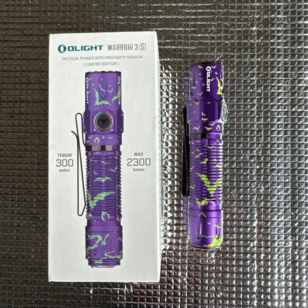 Olight Warrior 3S 懐中電灯 限定版