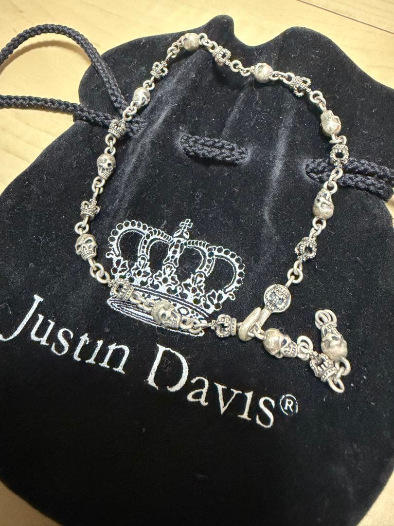 Justin Davis スカルブレスレット