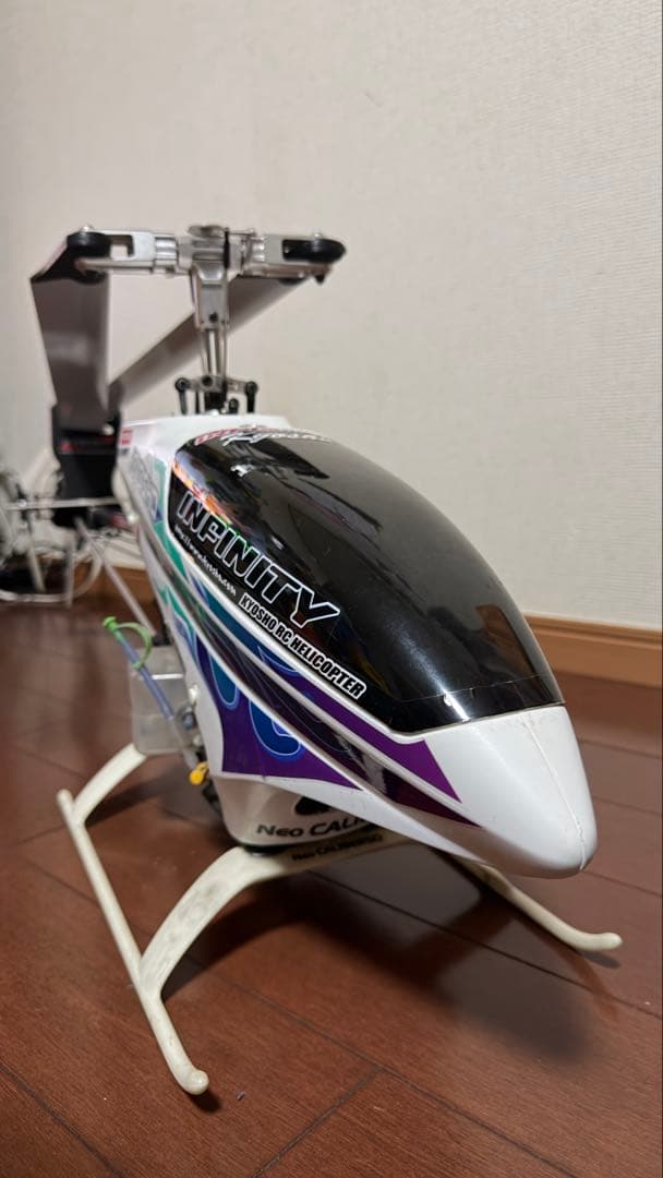 Kyosho INFINITY Neo CALIBER 50 RCヘリコプター