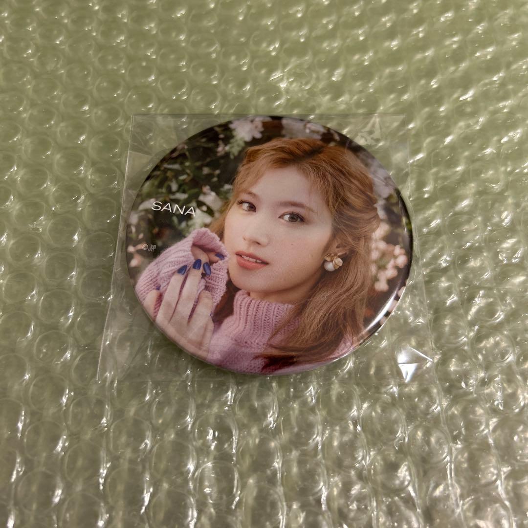 TWICE サナ 缶バッチ BETTER 75mm - メルカリ